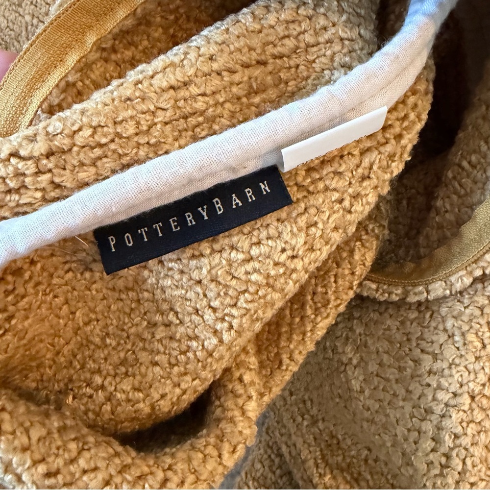 Pottery Barn Mustard Yellow Tasseled Fringe Throw Blanket and 2 Pillow Cases - Picture 5 of 10